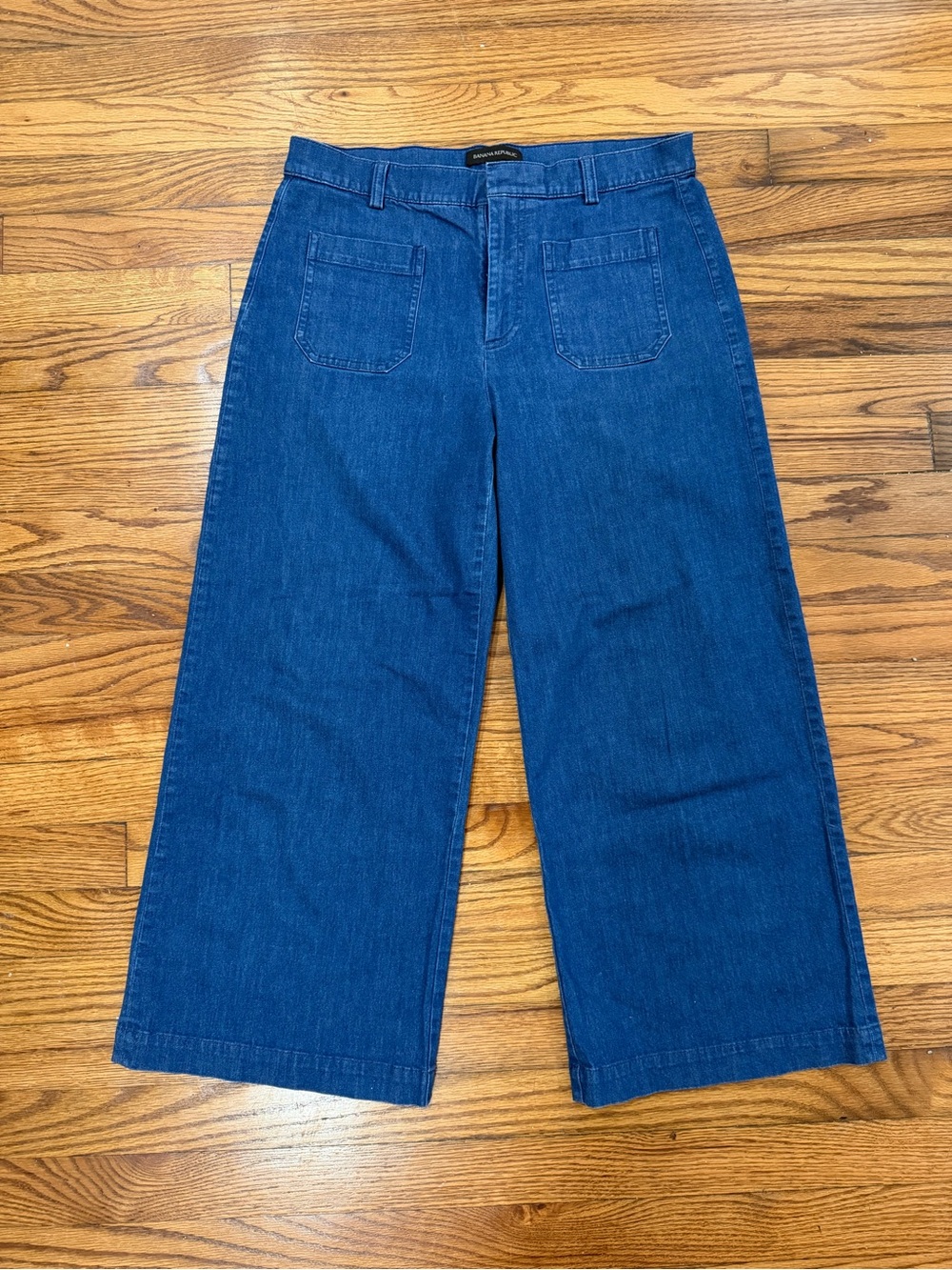 Banana Republic Cropped Wide-Leg Jeans in True Blue Denim